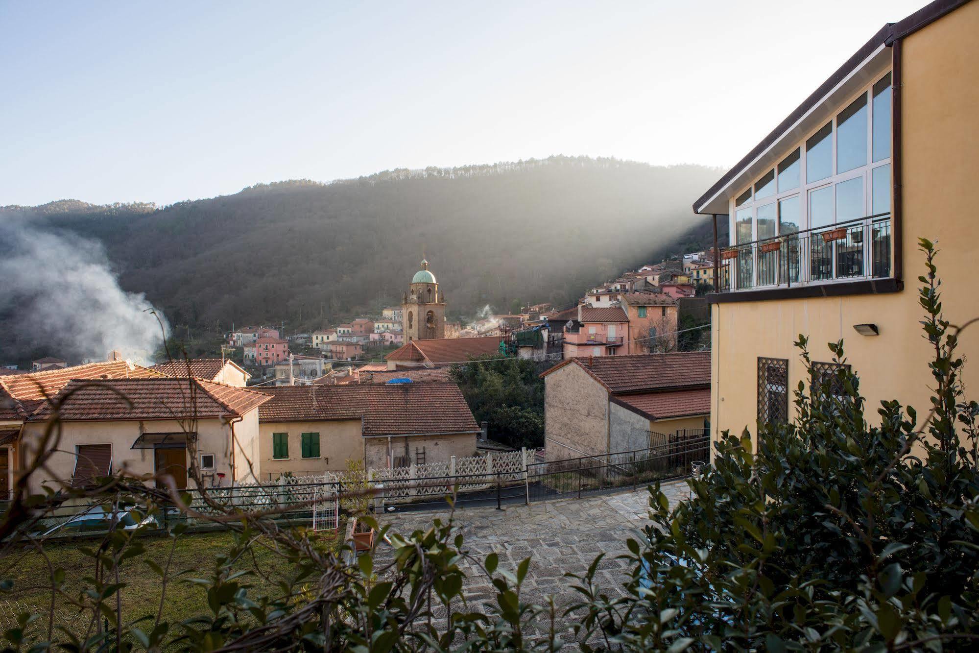 Ostello Tramonti Hostel Biassa Kültér fotó