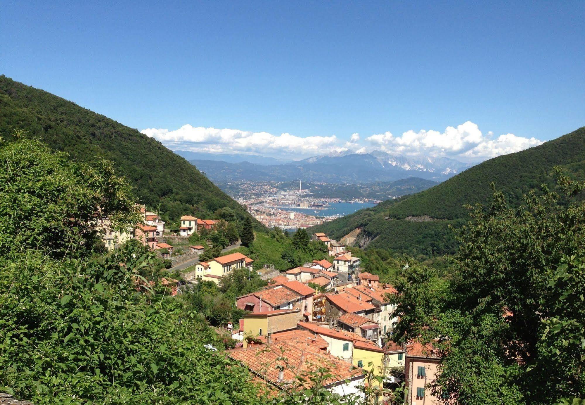 Ostello Tramonti Hostel Biassa Kültér fotó